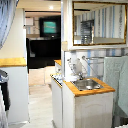 Ndlovu Tiny Home Dinokeng Klipdrift Exterior photo